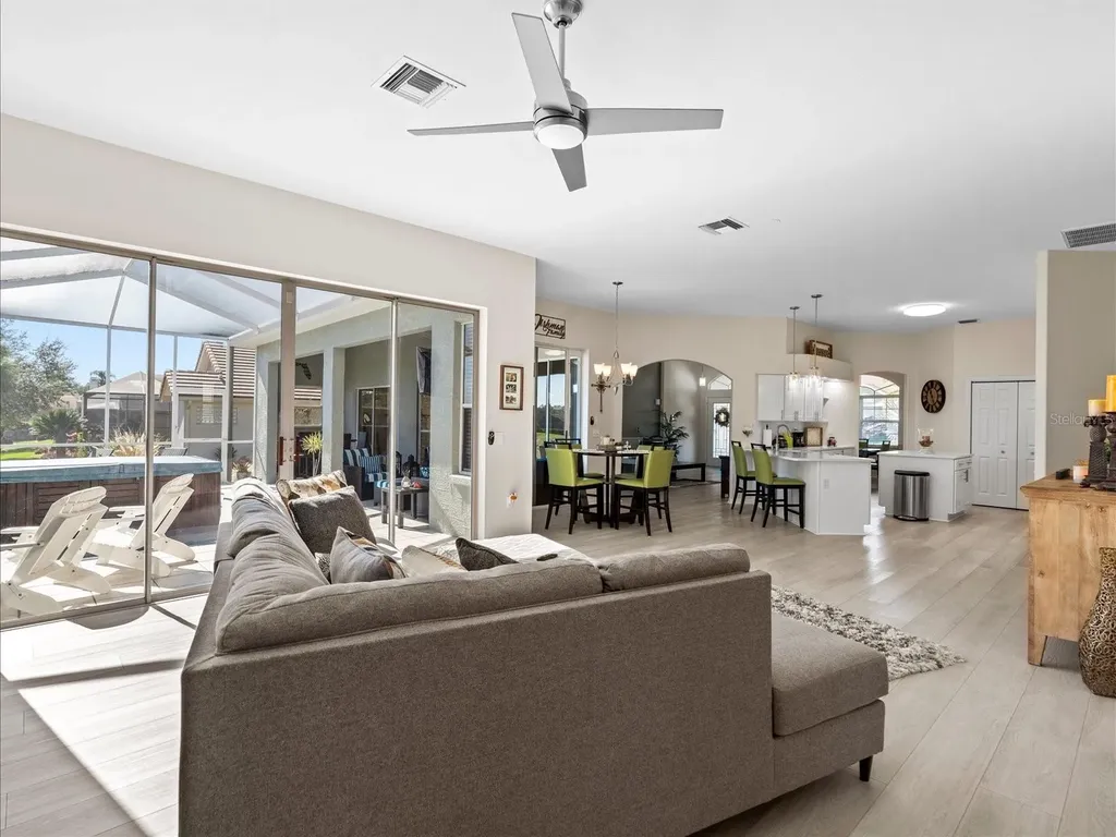 9182 Tarleton Circle Weeki Wachee FL 34613