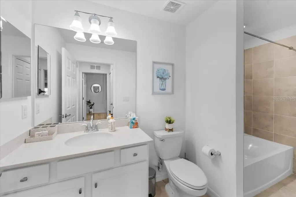 18114 Gawthrop Drive Bradenton FL 34211