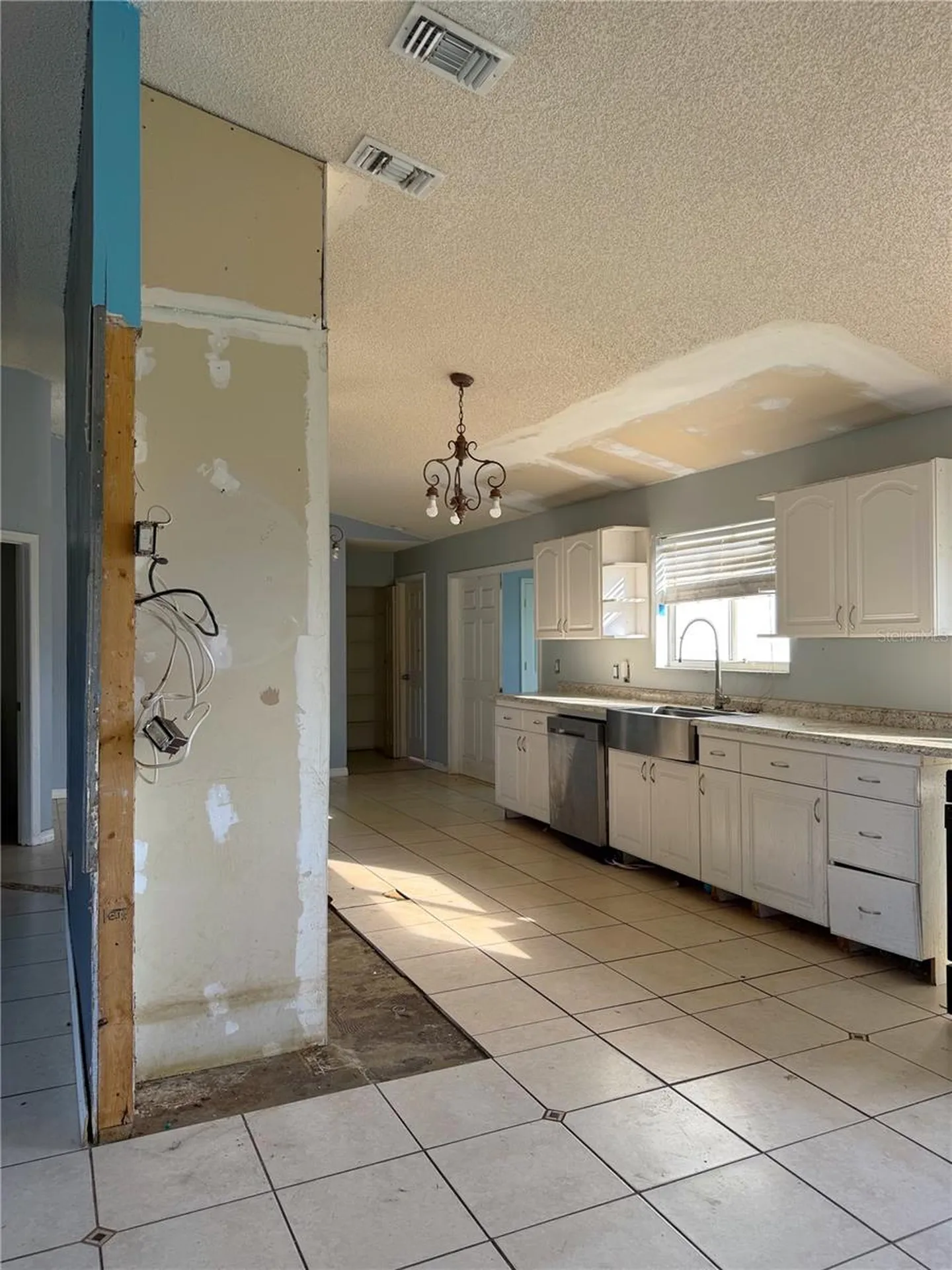 601 Sauders Road SE Palm Bay FL 32909