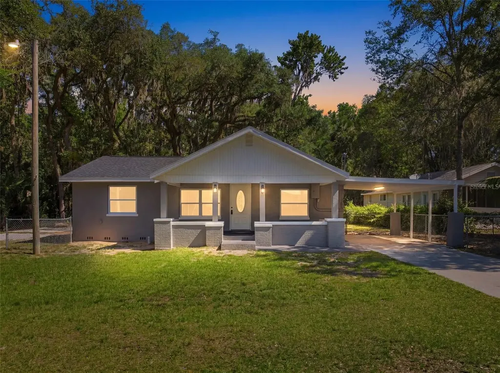 317 NE 13th Terrace Crystal River FL 34428