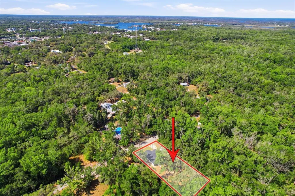 317 NE 13th Terrace Crystal River FL 34428