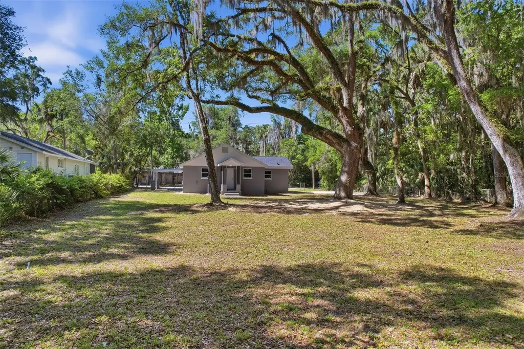 317 NE 13th Terrace Crystal River FL 34428