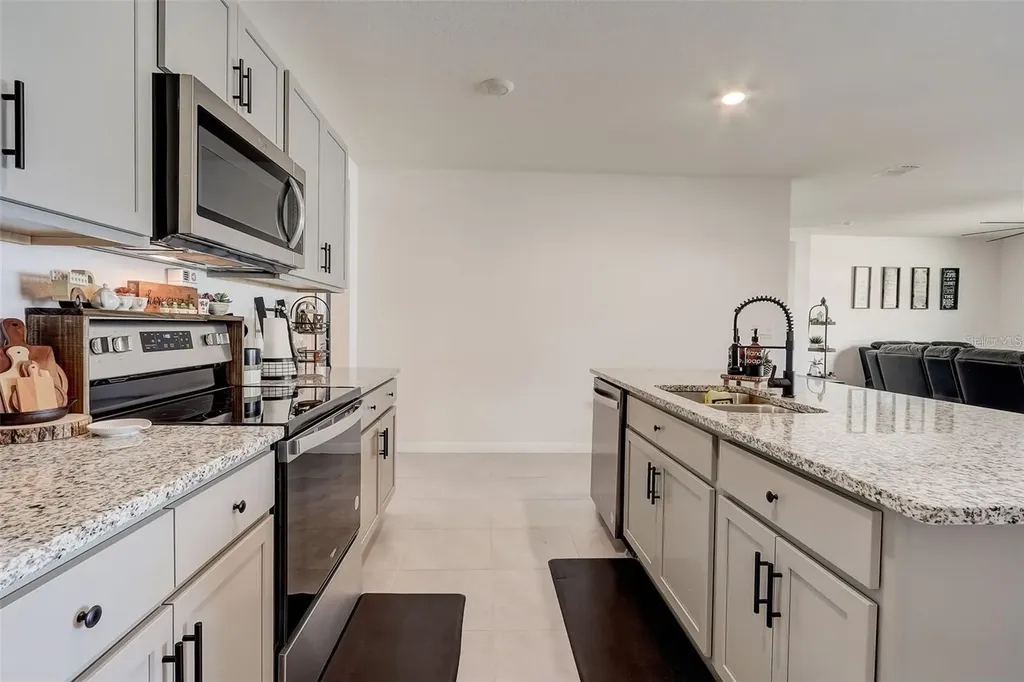 2076 Tay Wes Drive St Cloud FL 34771
