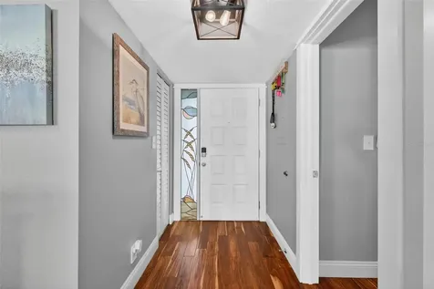 363 Pinellas Bayway S St Petersburg FL 33715