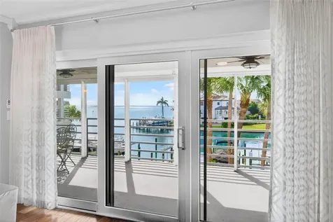 363 Pinellas Bayway S St Petersburg FL 33715