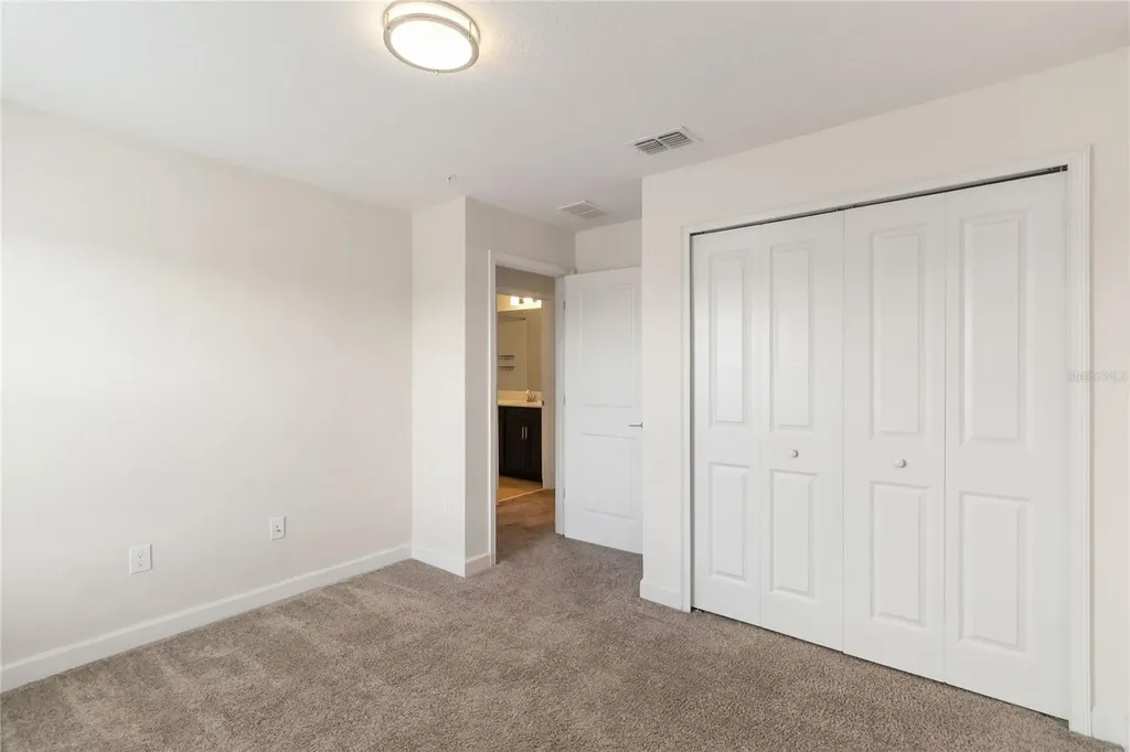 11633 Fiction Avenue Orlando FL 32832