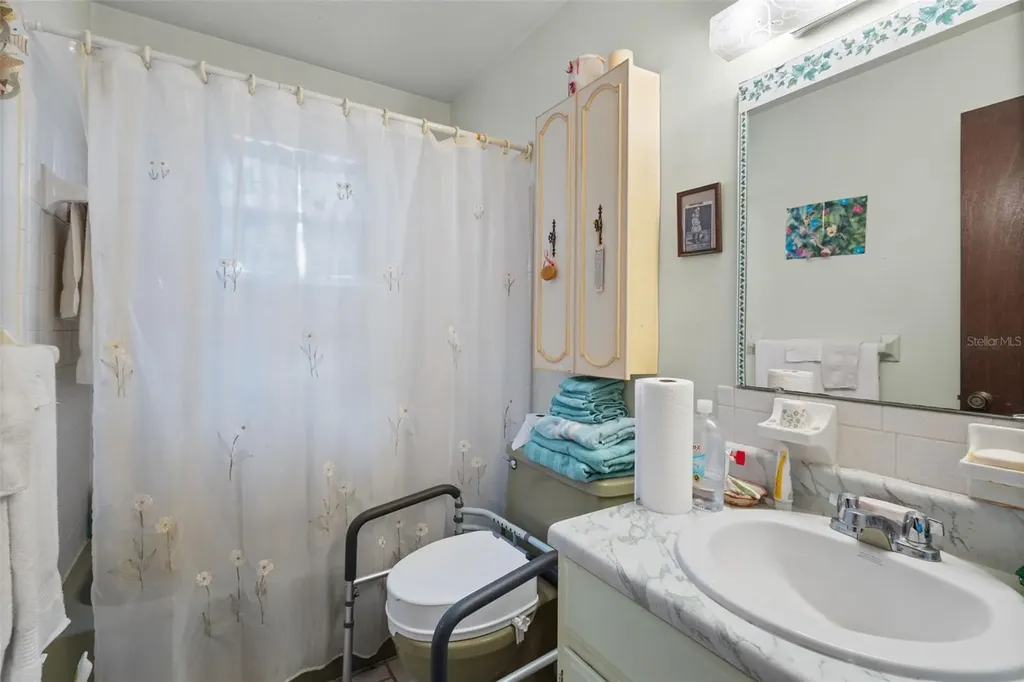 229 NW 93rd Lane Branford FL 32008