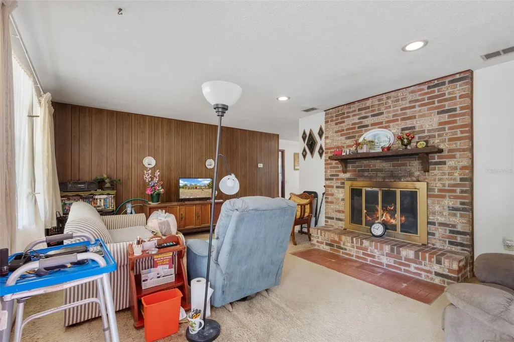 229 NW 93rd Lane Branford FL 32008
