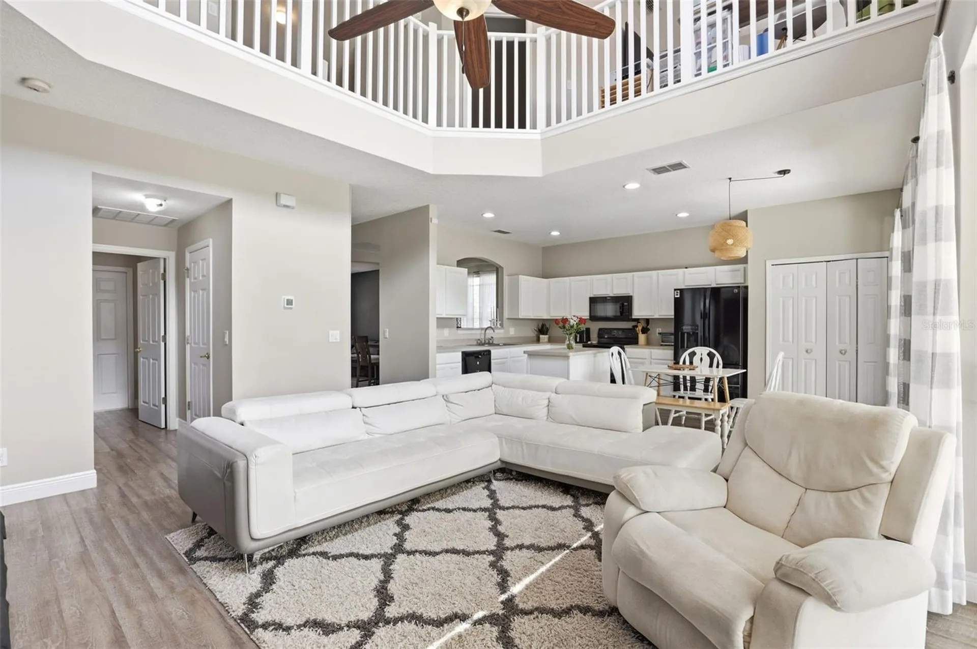 100 Rubino Drive Davenport FL 33837