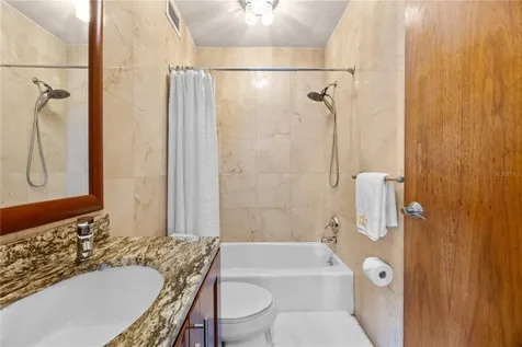 14 Carr 833 Guaynabo PR 00966