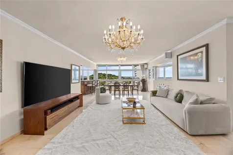 14 Carr 833 Guaynabo PR 00966
