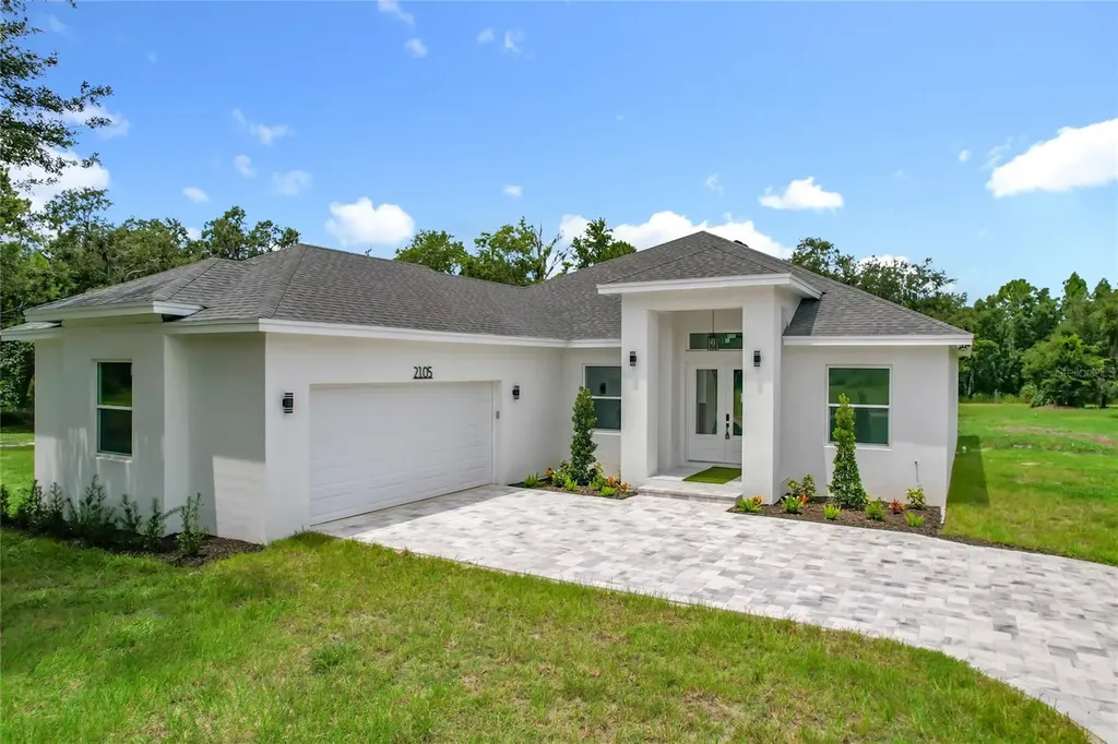 2105 Dorman Rock Place Plant City FL 33565