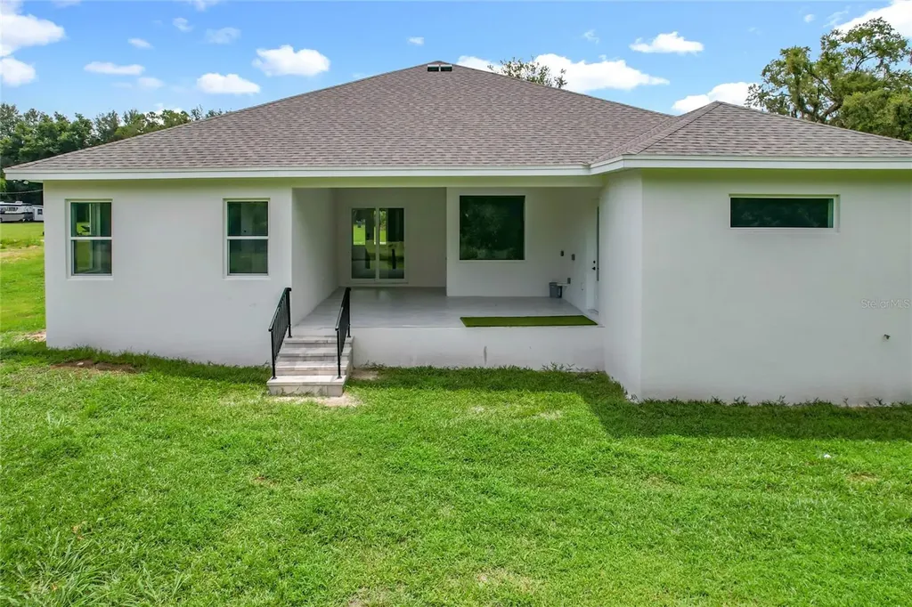 2105 Dorman Rock Place Plant City FL 33565