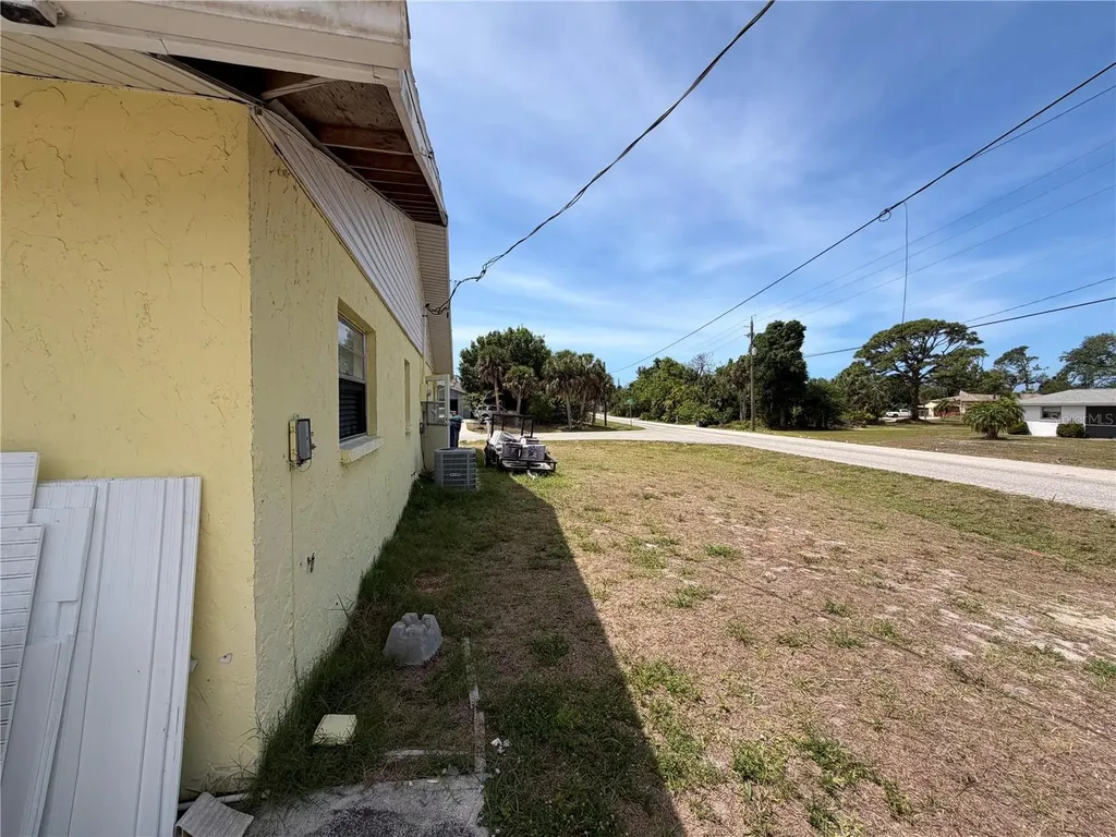 1500 Rossanne Place Englewood FL 34223