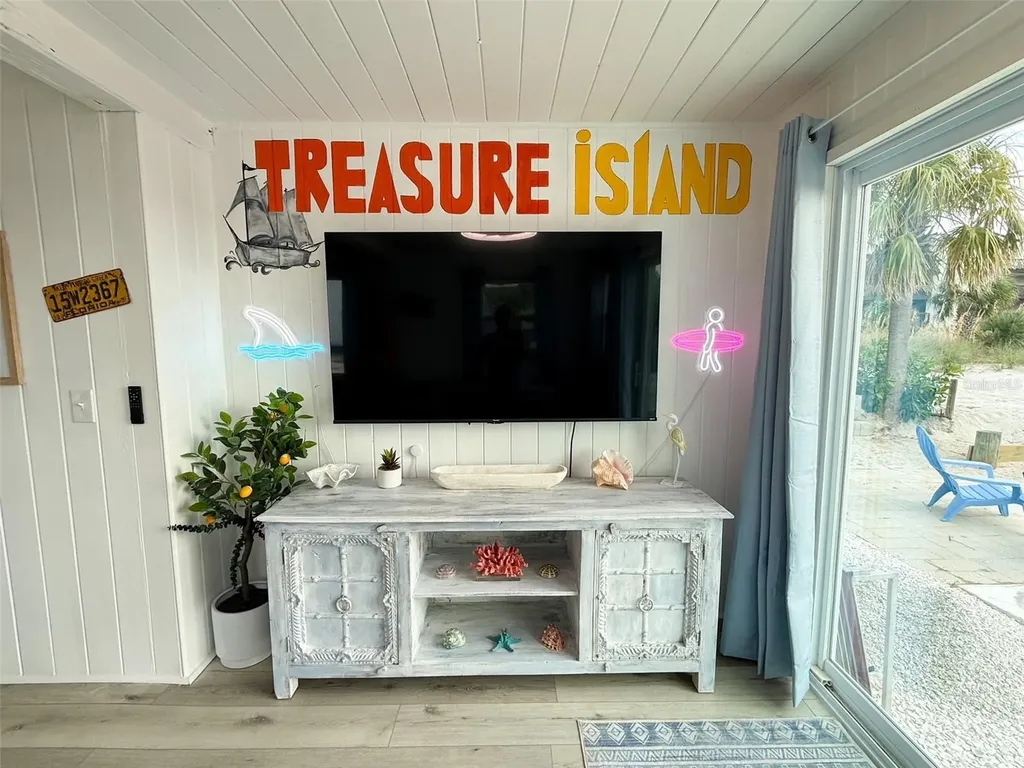 12609 Sunshine Lane Treasure Island FL 33706