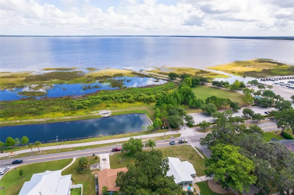 437 Oregon Avenue St Cloud FL 34769
