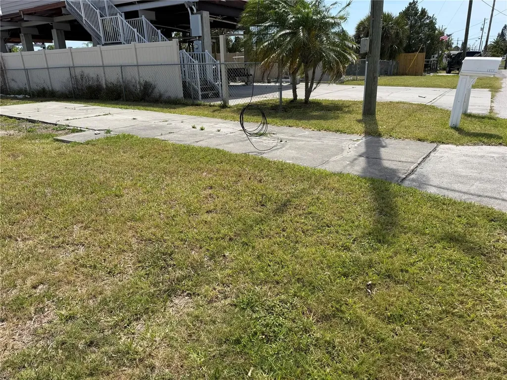 6736 Curlew Lane Hudson FL 34667