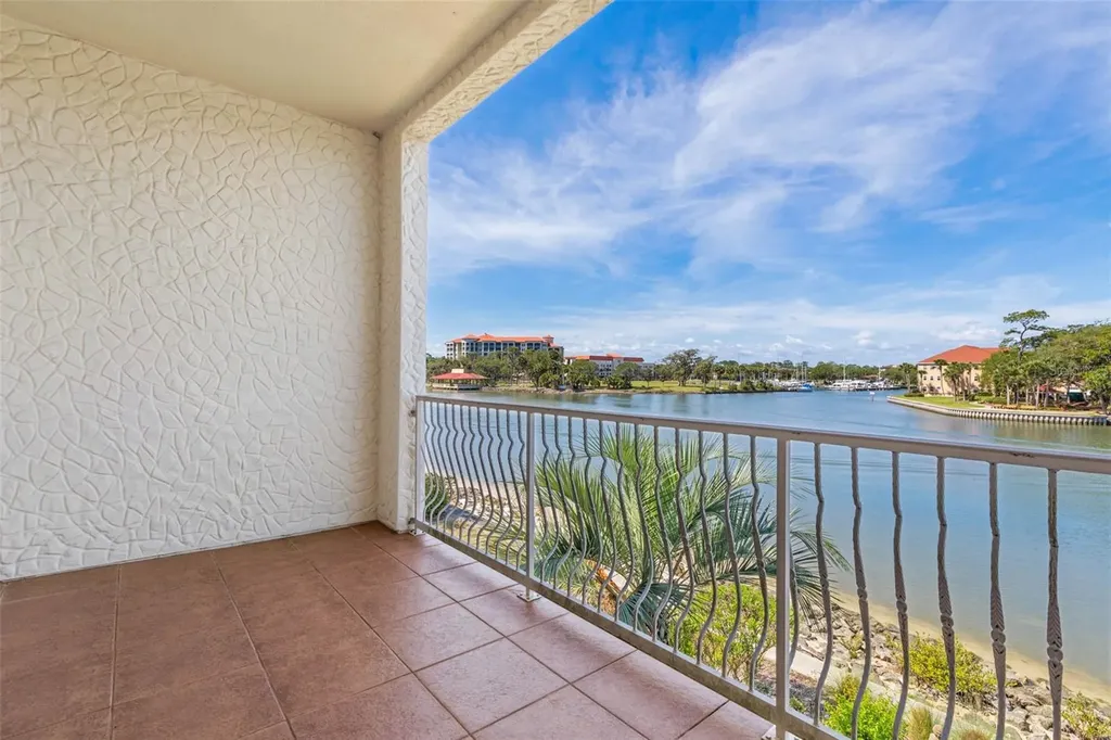 224 Yacht Harbor Drive Palm Coast FL 32137