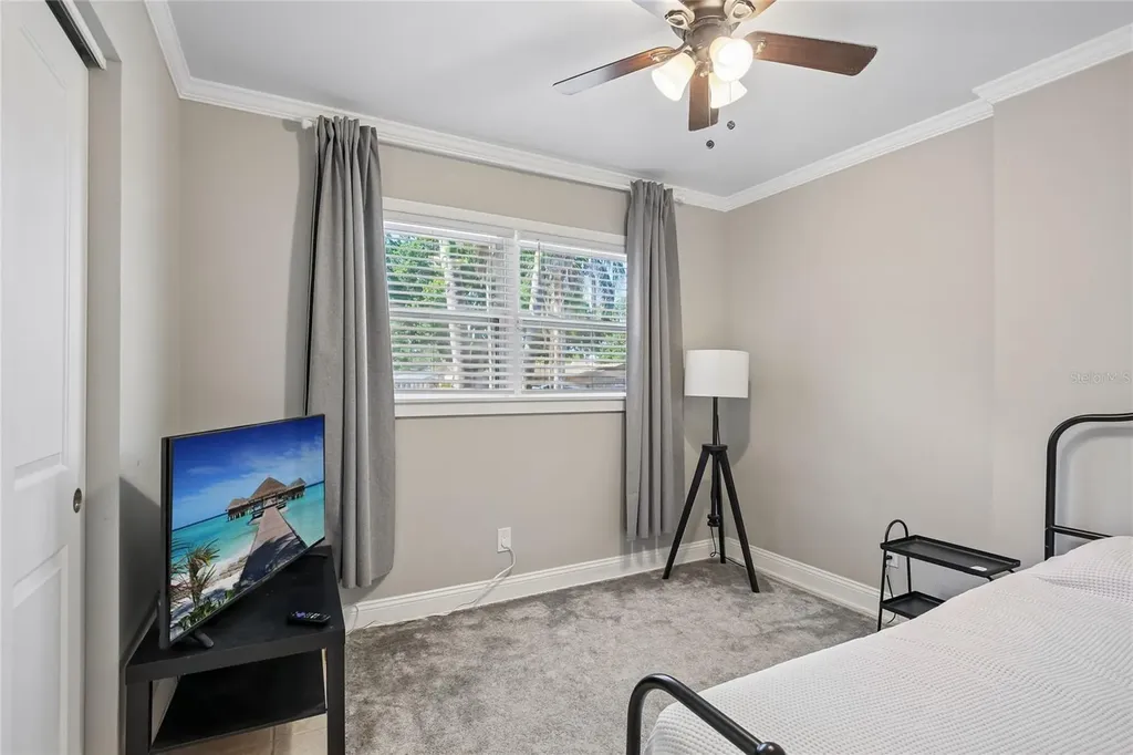 1872 Hunt Lane Clearwater FL 33764