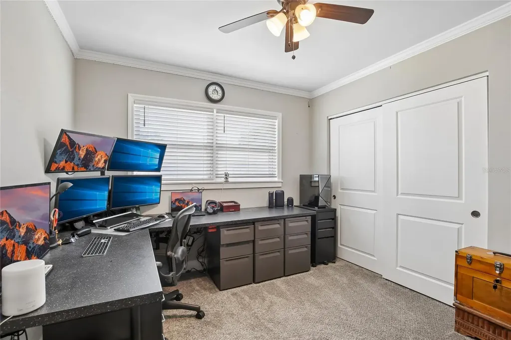 1872 Hunt Lane Clearwater FL 33764