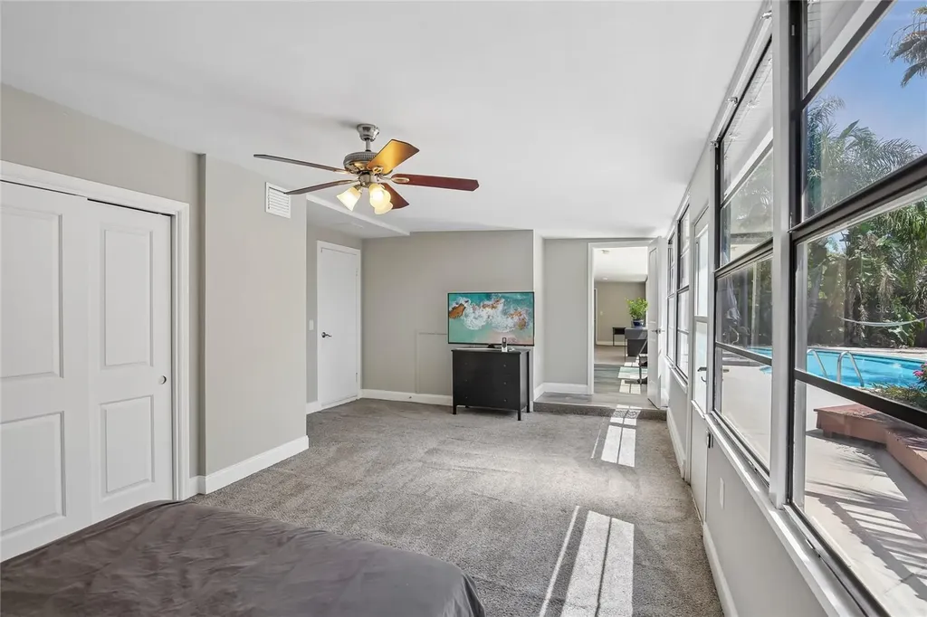 1872 Hunt Lane Clearwater FL 33764