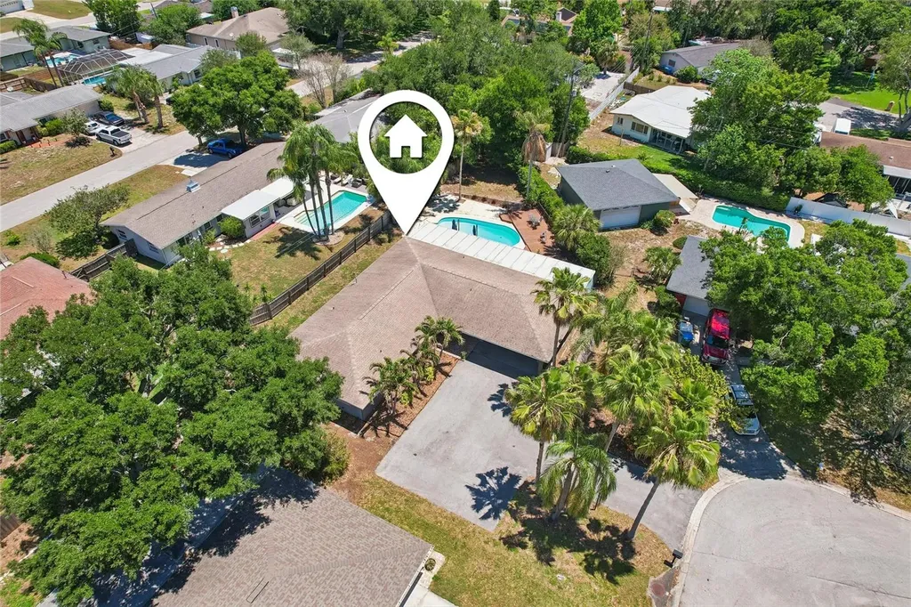1872 Hunt Lane Clearwater FL 33764
