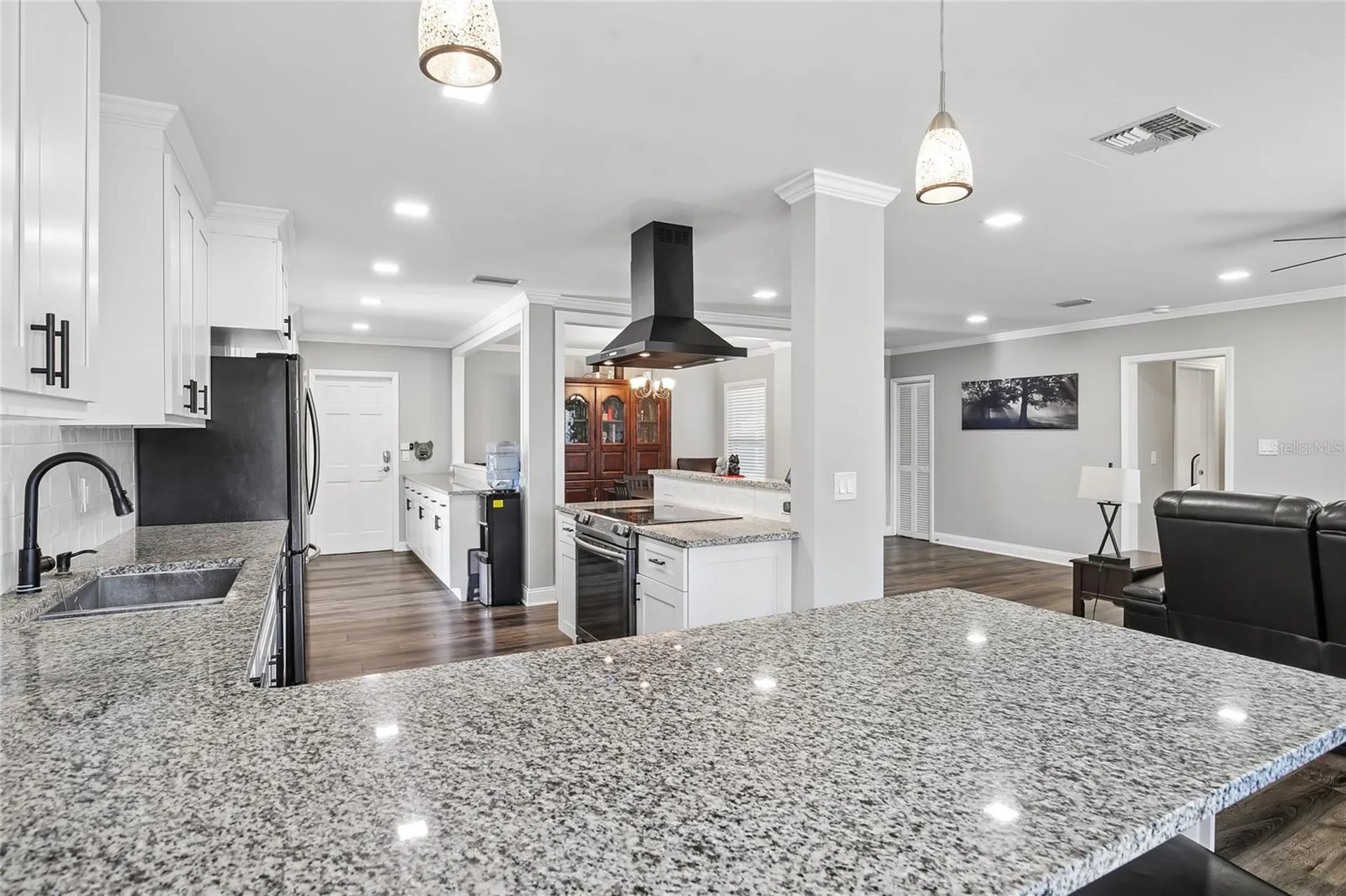 1872 Hunt Lane Clearwater FL 33764
