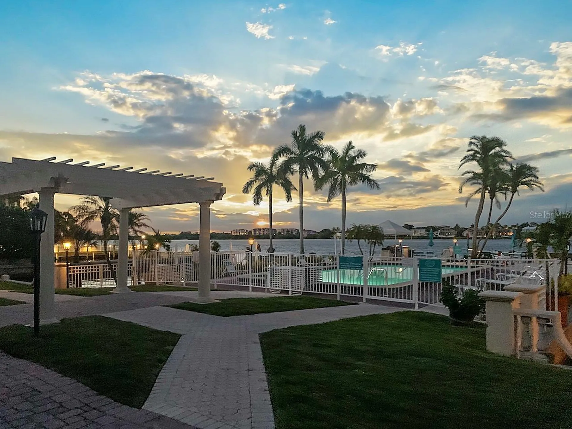 5966 Midnight Pass Road Sarasota FL 34242