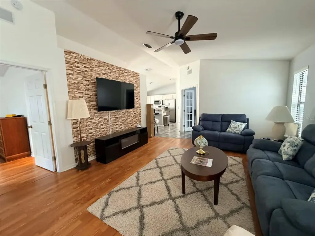3909 NE 22nd Street Ocala FL 34470