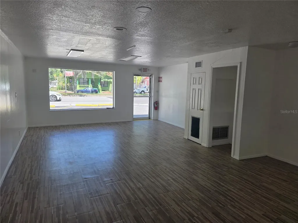 820 N Main Street Kissimmee FL 34744