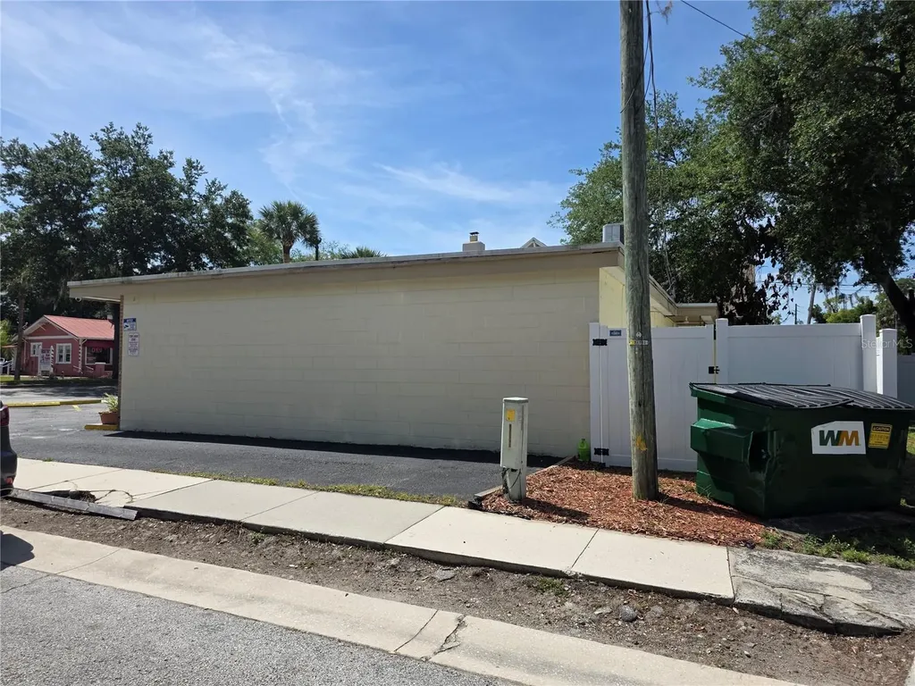 820 N Main Street Kissimmee FL 34744