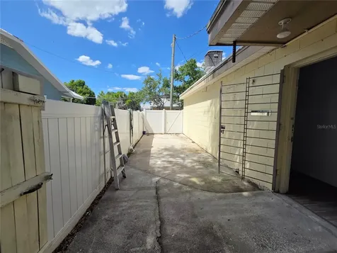 820 N Main Street Kissimmee FL 34744
