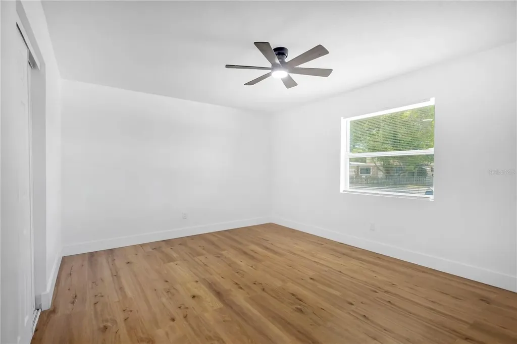 5052 Jasmine Circle St Petersburg FL 33714