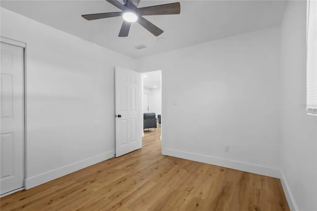 5052 Jasmine Circle St Petersburg FL 33714