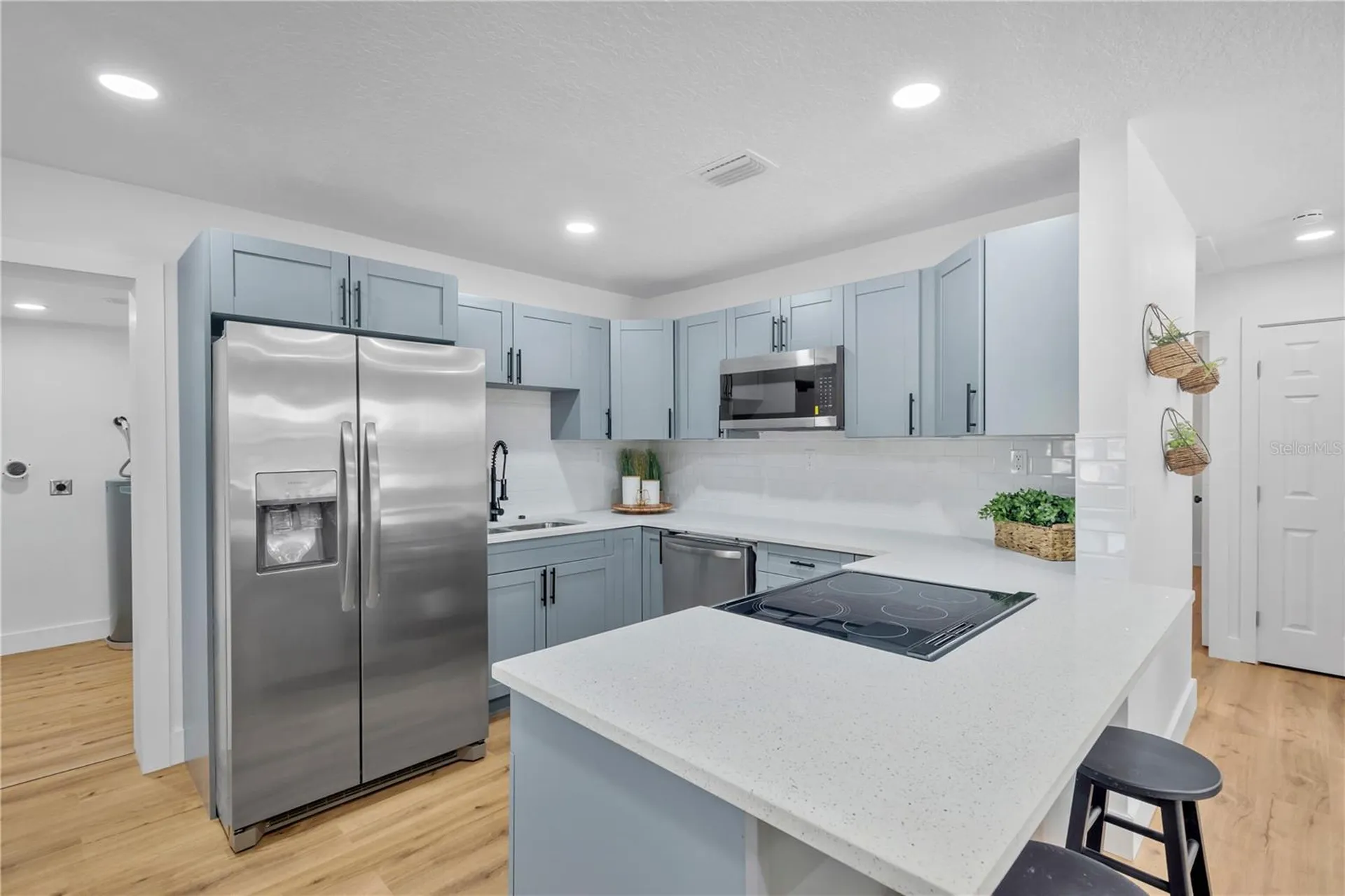 5052 Jasmine Circle St Petersburg FL 33714