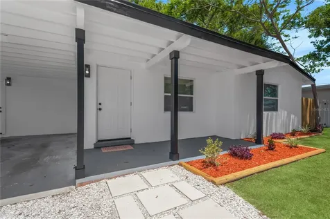 5052 Jasmine Circle St Petersburg FL 33714