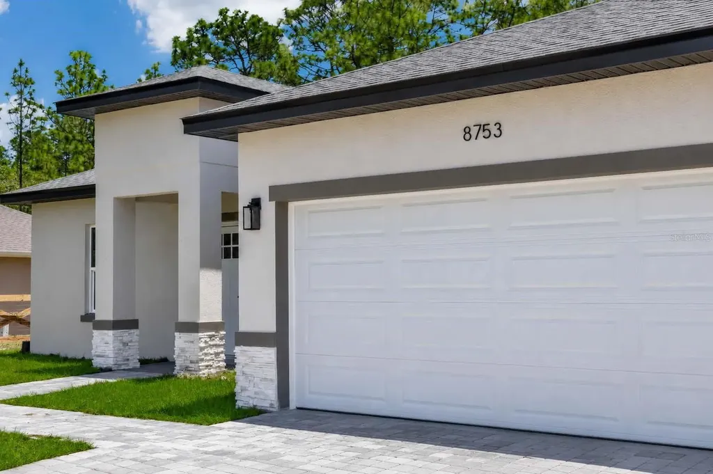 8753 N Raidin Drive Citrus Springs FL 34433
