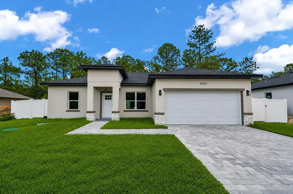 8753 N Raidin Drive Citrus Springs FL 34433