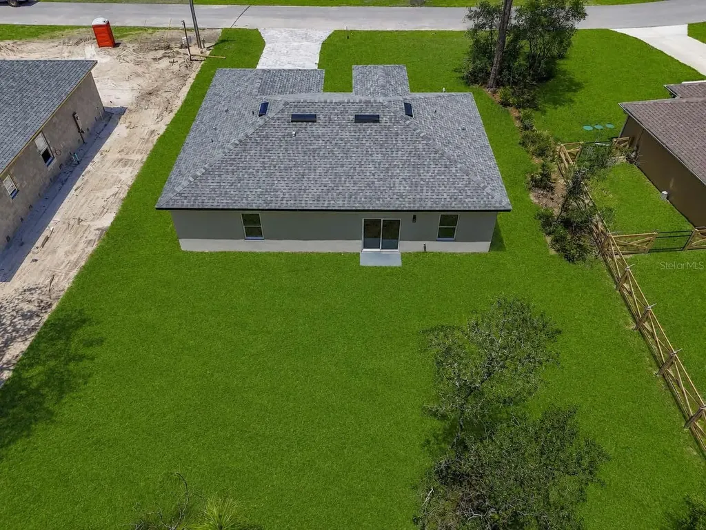 8753 N Raidin Drive Citrus Springs FL 34433