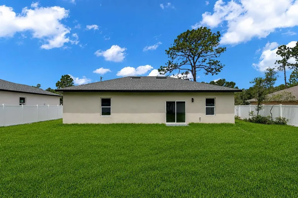 8753 N Raidin Drive Citrus Springs FL 34433