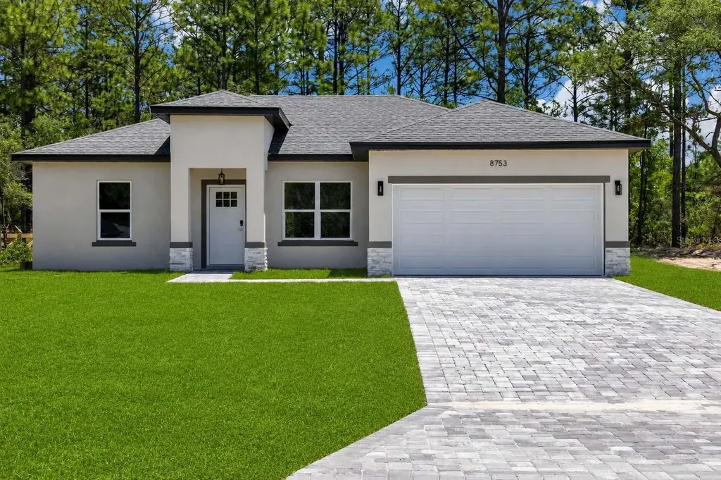 8753 N Raidin Drive Citrus Springs FL 34433