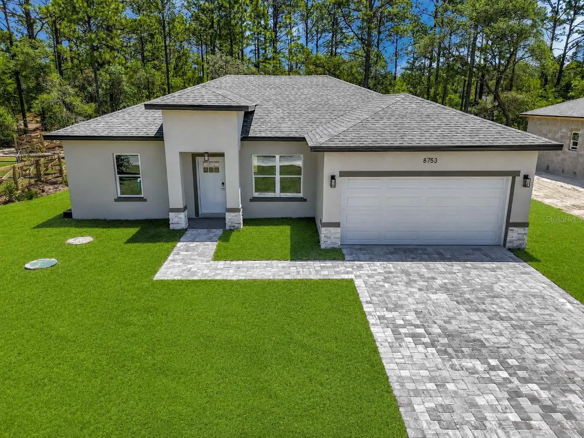 8753 N Raidin Drive Citrus Springs FL 34433