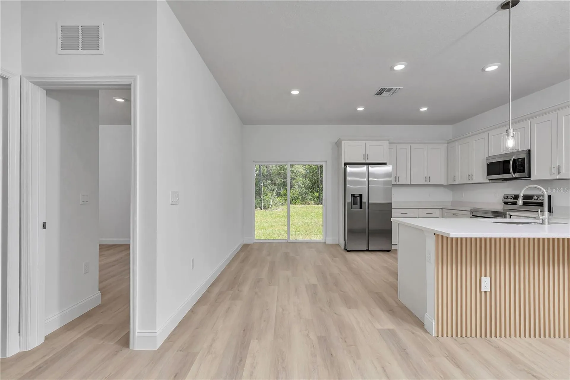 8753 N Raidin Drive Citrus Springs FL 34433