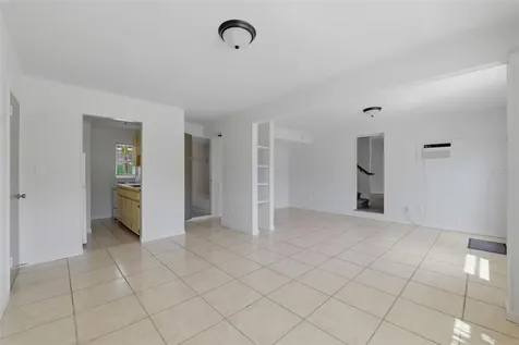 3030 5th Street N St Petersburg FL 33704