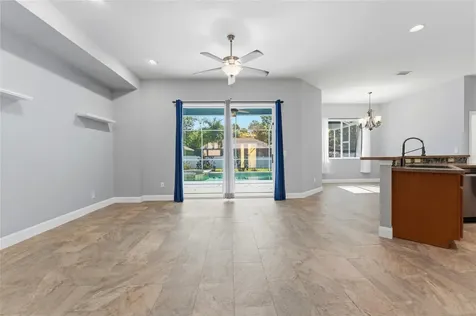 1115 Lumsden Trace Circle Valrico FL 33594