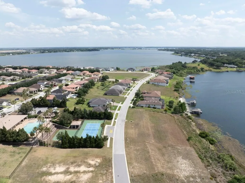 4253 Juliana Lake Drive Auburndale FL 33823