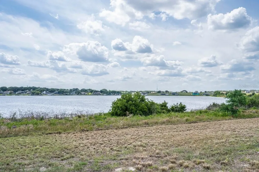 4253 Juliana Lake Drive Auburndale FL 33823