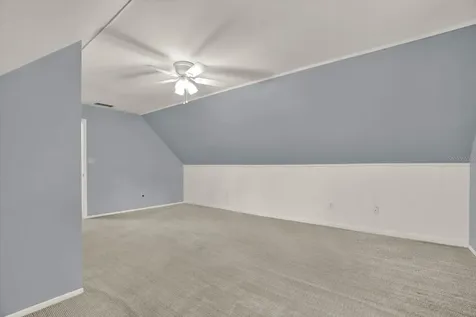 156 21st Avenue NE St Petersburg FL 33704