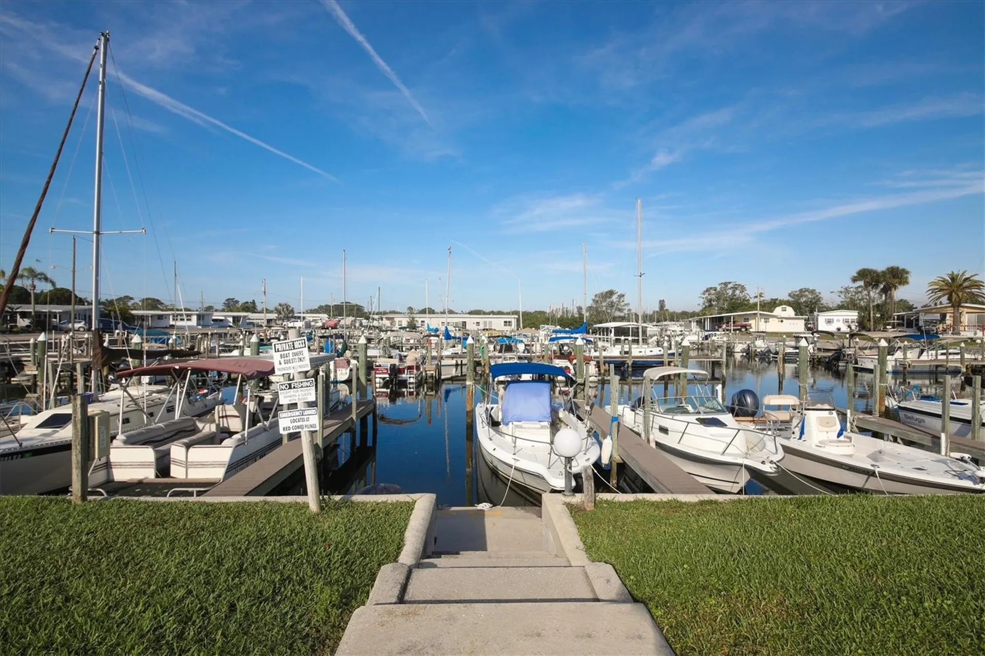 2108 Illinois Avenue Bradenton FL 34207