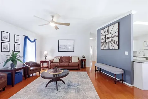 2108 Illinois Avenue Bradenton FL 34207